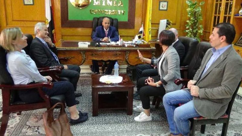 رئيس جامعة المنيا