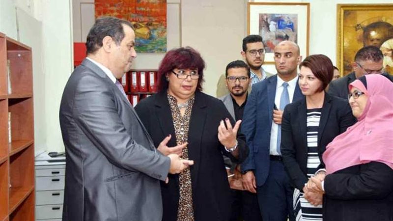 وزيرة الثقافة: مكتبة