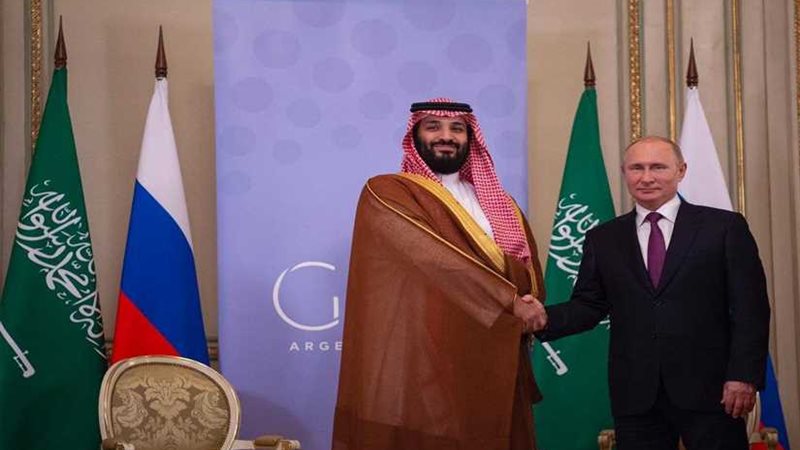 بعد المصافحة الحارة..