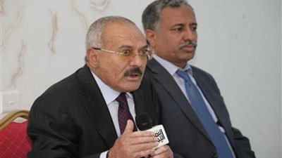 صور صالح والزوكا بشوارع صنعاء تثير استنفار الحوثي