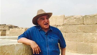 جولة لذوي الاحتياجات الخاصة بمنطقة أهرامات الجيزة مع زاهي حواس