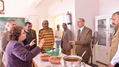 محافظ أسيوط يتفقد مدرسة النصر الابتدائية بقرية الزرابي.. (صور)