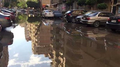 الأمطار تضرب 