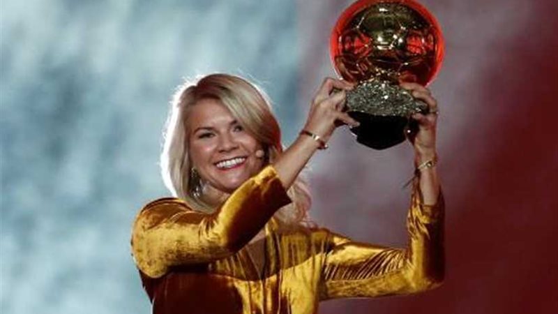 آدا هيجربرج تتوج