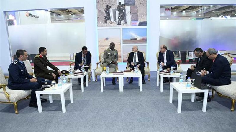 تعاون عسكري مع مالي