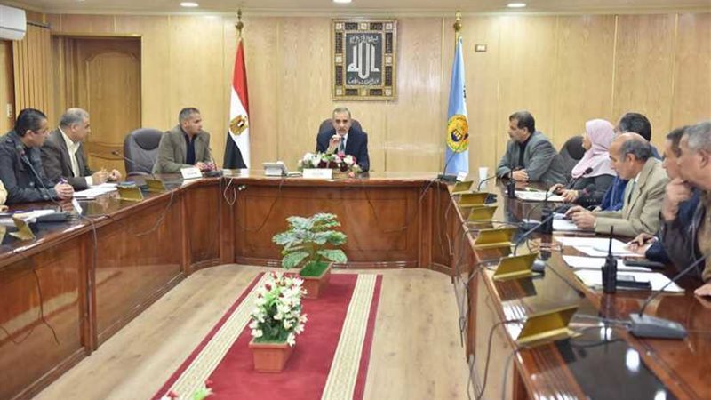 محافظ أسيوط يترأس