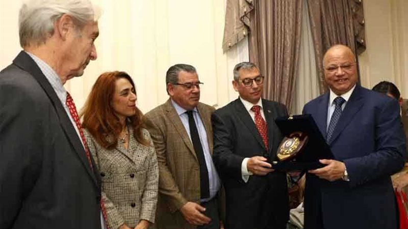 عمدة فلوريدا لمحافظ