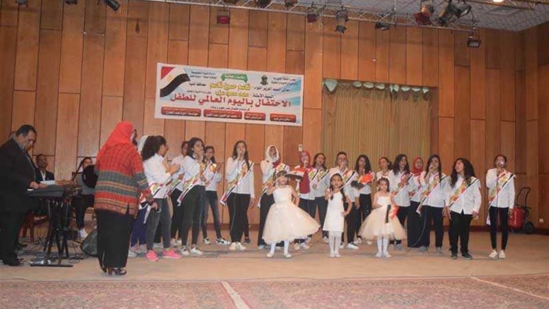 فقرات فنية ومسرحية