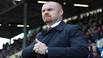 اتهامات مدرب بيرنلى لنجم ليفربول بالغش تتصدر اهتمامات الصحف الإنجليزية