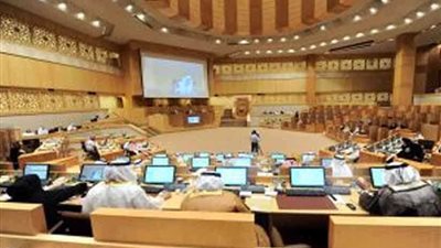 الإمارات تضاعف تمثيل المرأة في “البرلمان” ليصل 50%