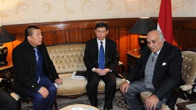 رئيس استئناف القاهرة يلتقي وفد القضاء الصيني