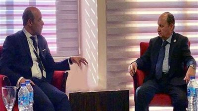 مباحثات مكثفة لوزير التجارة مع كبار المسؤولين المشاركين بمنتدى الاستثمار الإفريقي