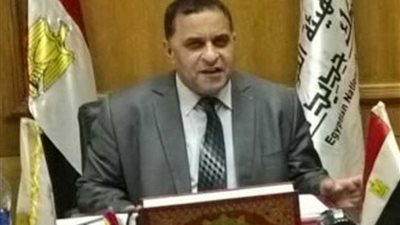 رئيس هيئة السكة الحديد يشدد على سرعة الانتهاء من أعمال التطوير