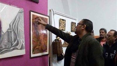 بالصور.. ورش رسوم للأطفال بـ