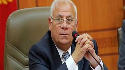 محافظ بورسعيد: افتتاح سوق الأسماك وتدشين سوق الخضروات في أعياد النصر