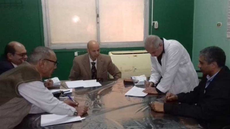 إيقاف 3 أطباء بمستشفى