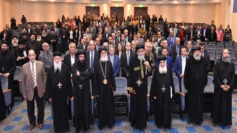 البابا تواضروس يجتمع