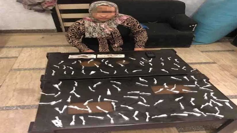 ضبط الشحاتة بحوزتها