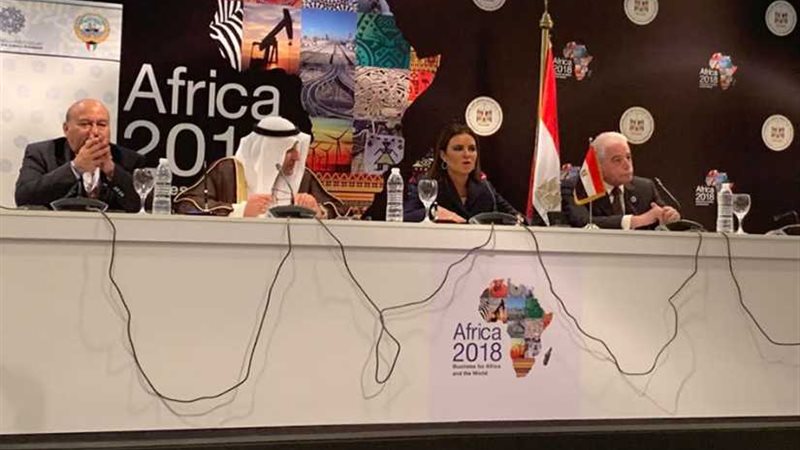 مصر توقع مع الكويتى