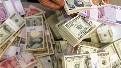 تعرف على أسعار العملات العربية والأجنبية اليوم