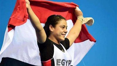 سارة سمير تفوز بذهبيات بطولة التضامن والعرب لرفع الاثقال
