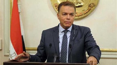 وزير النقل: قطار سريع بين الأقصر والغردقة