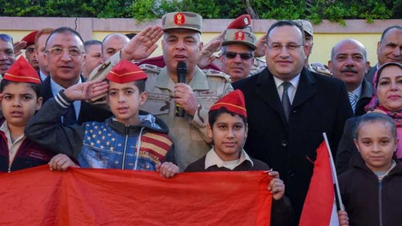 توزيع 500 تختة على