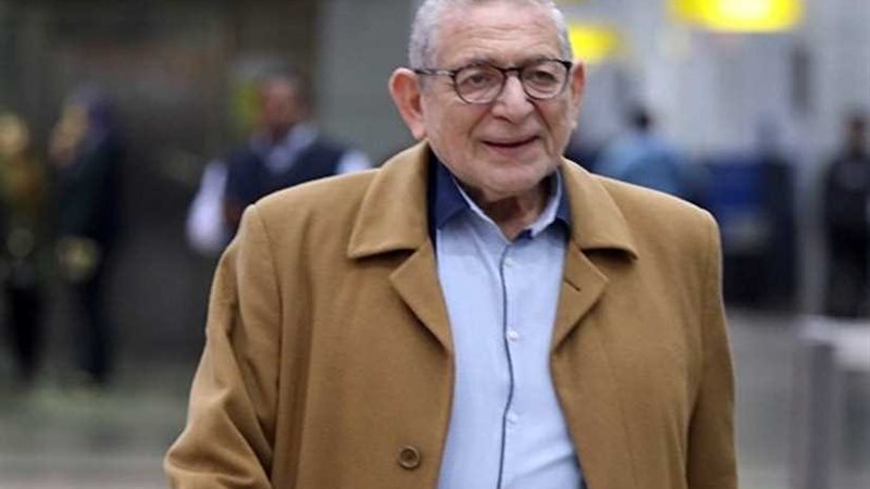 القيعي يطير لأنجولا