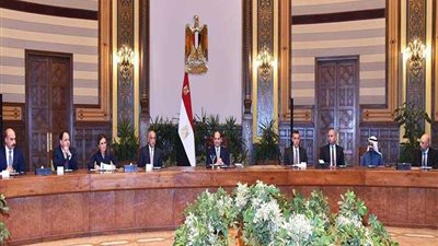 الرئيس يستقبل وفدا من رؤساء وممثلي كبرى صناديق الاستثمار العالمية