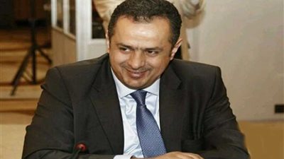 رئيس الوزراء اليمني يجدد التأكيد على محاربة الفساد