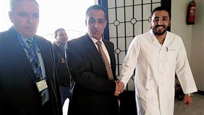 وكيل وزارة الصحة يتفقد العمل في قسمي الرنين والقسطرة بمستشفى العريش