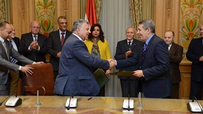 بروتوكول بين الإنتاج الحربي ومحافظة دمياط لإنشاء مركز تجارى بمدينة الأثاث