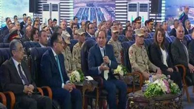 موجز الرابعة.. الرئيس السيسى يشهد افتتاح عدد من المشروعات القومية