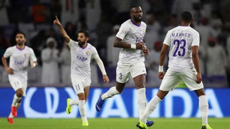 حسين الشحات يقود