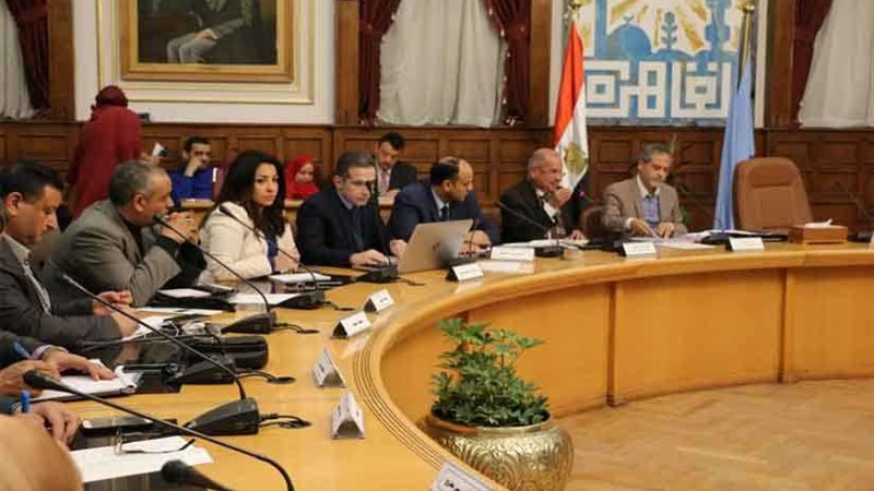 تبادل الخبرات بين