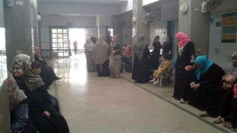 فحص ٥٨٦ ألفًا في