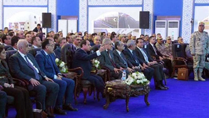 الرئيس السيسي يفتتح