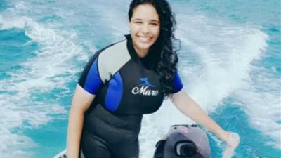 بالصور.. قصة أصغر مرشدة للغوص بالبحر الأحمر كما رصدتها الصحافة