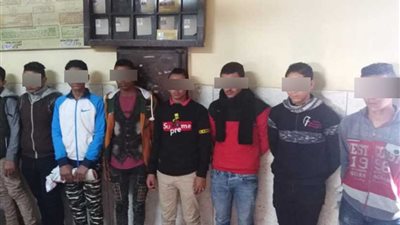 ضبط 15 شابا يعاكسون تلميذات المدارس فى المحلة