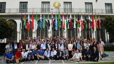 الملتقى العربي في زيارة الجامعة العربية