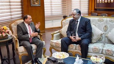 منصور يهنئ مدير أمن بني سويف الجديد