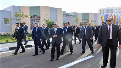 الرئيس يشهد افتتاح عدد من المشروعات التنموية