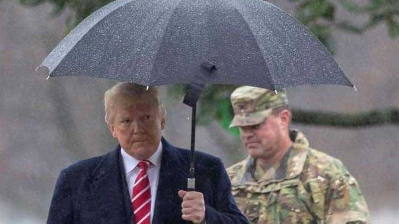 ترامب يصحح في واشنطن