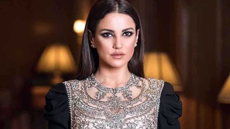 درة بطلة الحرملك..