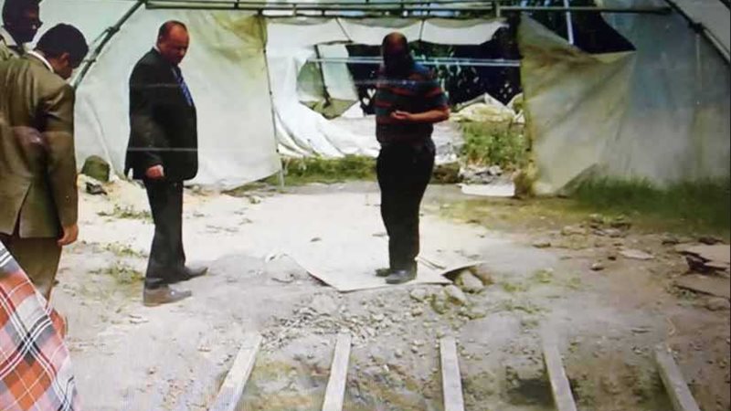 إحالة 27 عاملا بالآثار