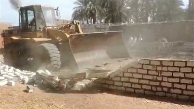 محافظ قنا: إزالة