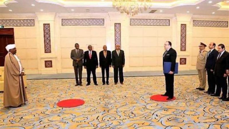 السفير المصري في