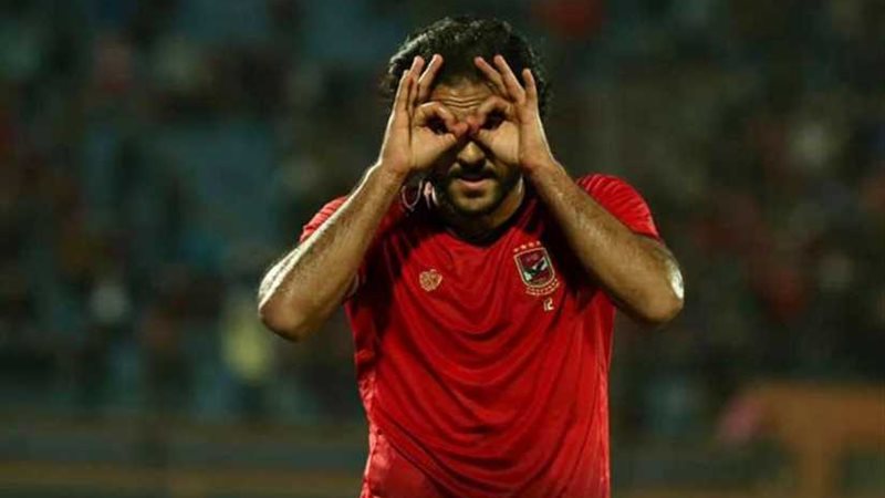 الأهلي يقتنص ثلاث