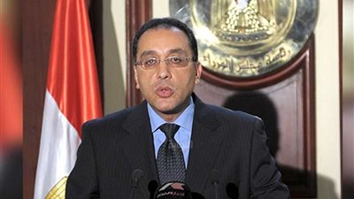 رئيس الوزراء يتفقد عينات تشطيب الأبراج والمنطقة الترفيهية بالعلمين الجديدة