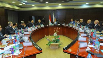 وزير النقل: تطوير عربات النوم وآليات الحجز ورفع مستوى الخدمات